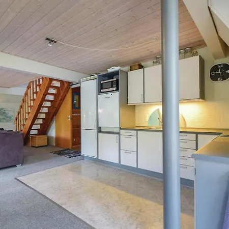 Three-bedroom Holiday In 锡尔克堡